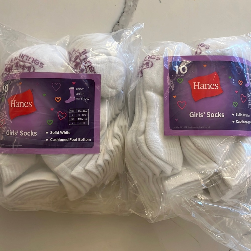 Hanes Girls Ankle Socks. Brand new still in package.